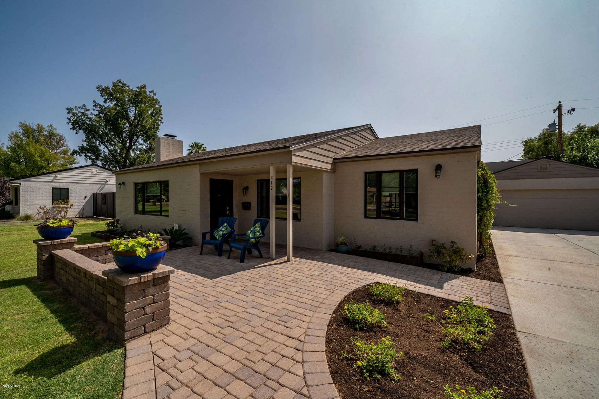 Beautiful Windsor Square Home For Sale 219 E Oregon Ave North